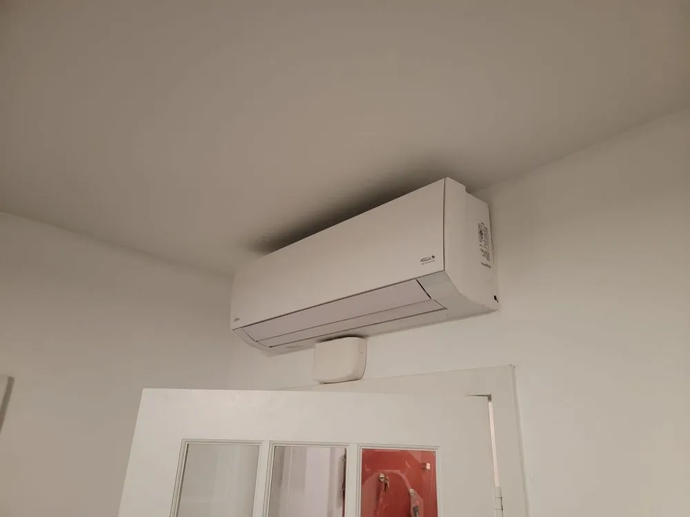 Slide of Airmax Inc.