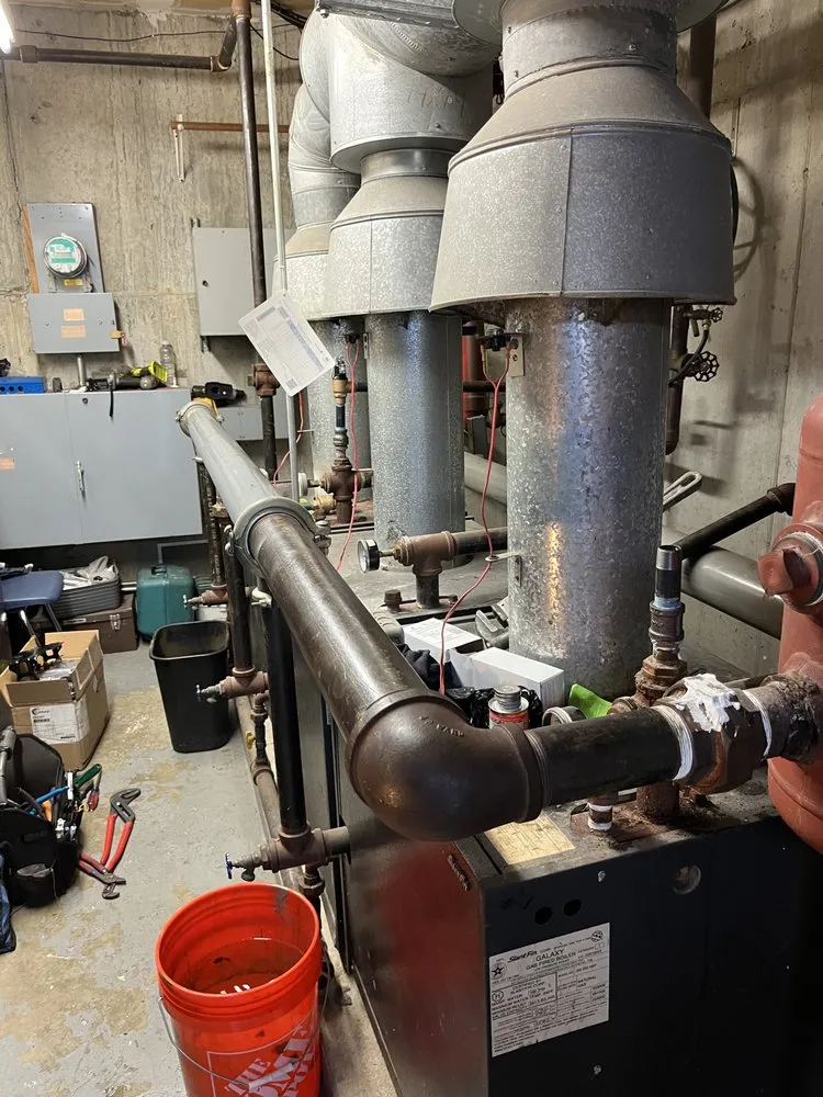 Slide of Airmax Inc.