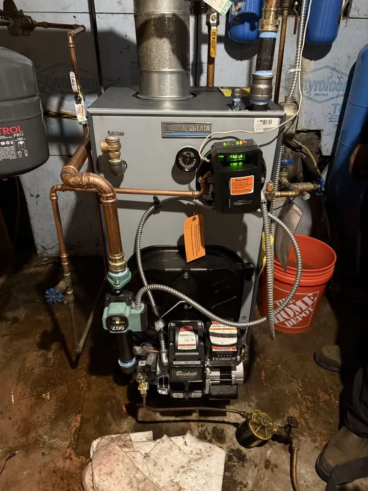 Slide of Airmax Solutions