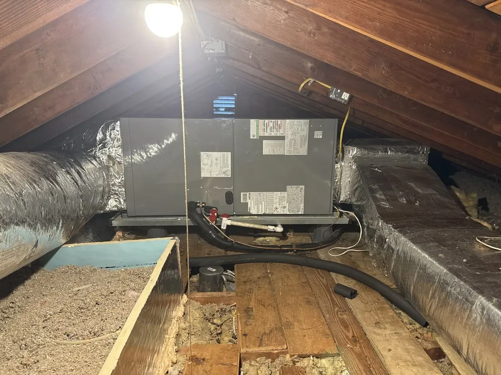 Slide of Airmax Solutions