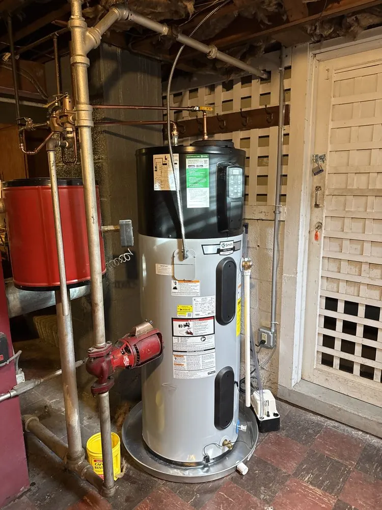 Slide of Airmax Solutions