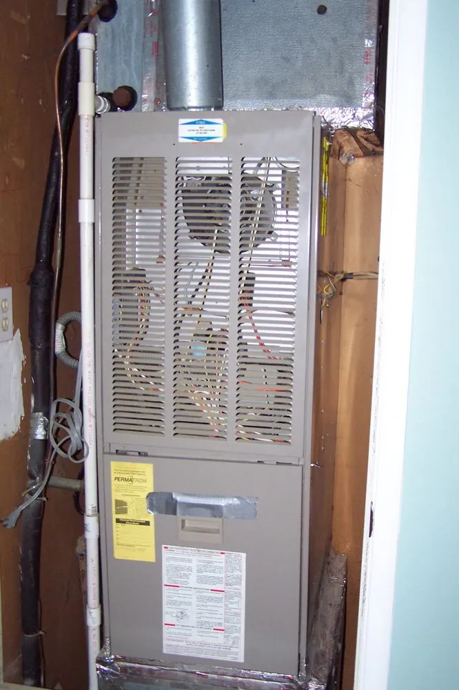 Slide of Airmech Heating and Air Conditioning