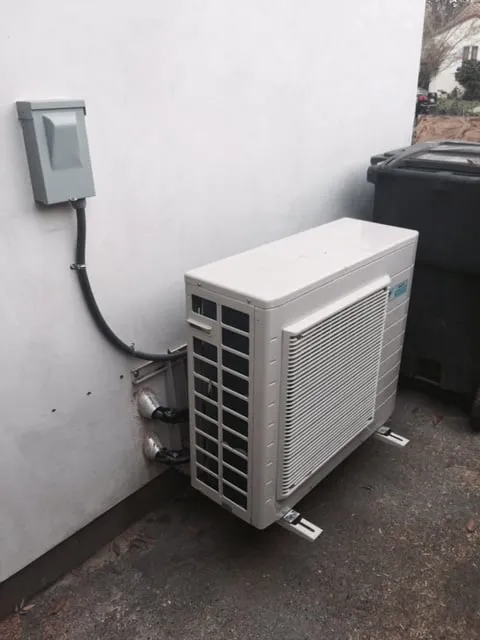 Slide of AIRSMITHS Home Performance