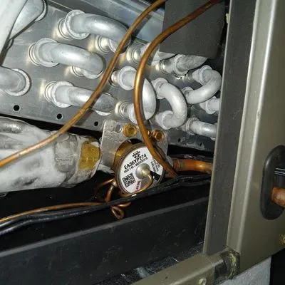 Airtron Austin & Air Conditioning Logo