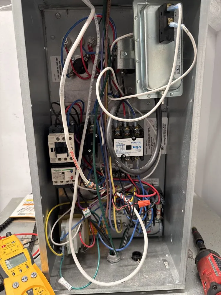 Slide of Airvana Systems