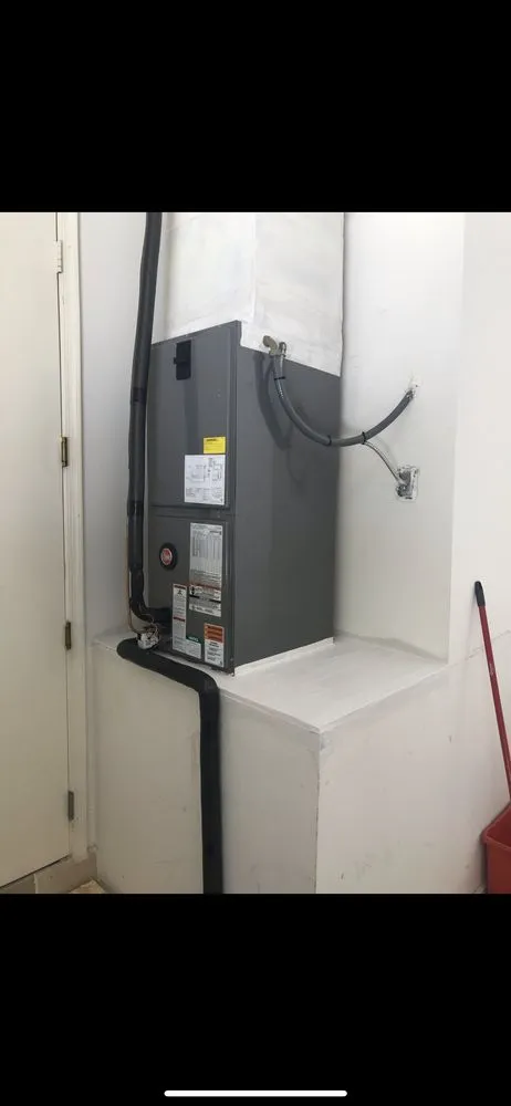 Slide of Airwaves Air Conditioning