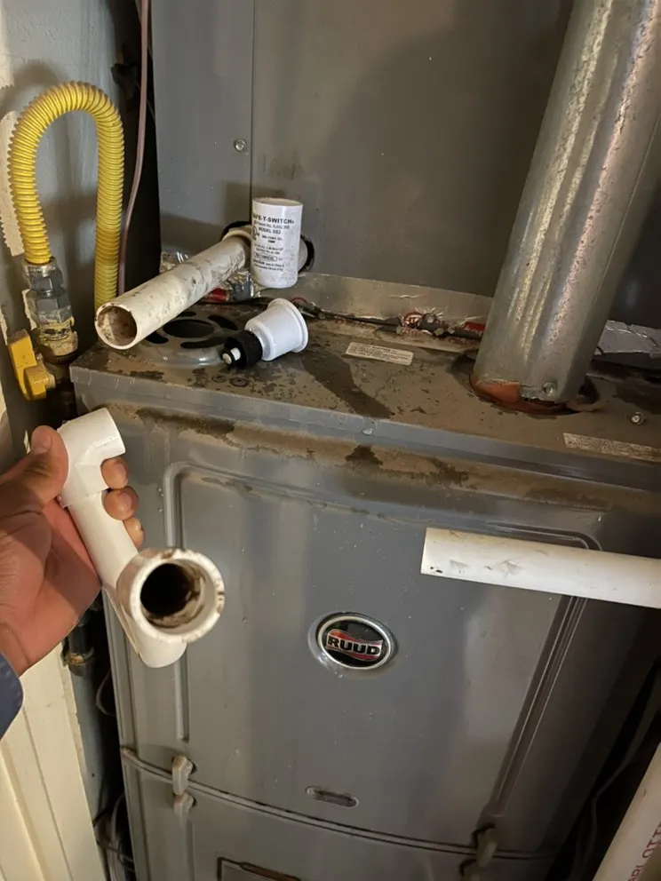 Slide of Airwest Mechanical