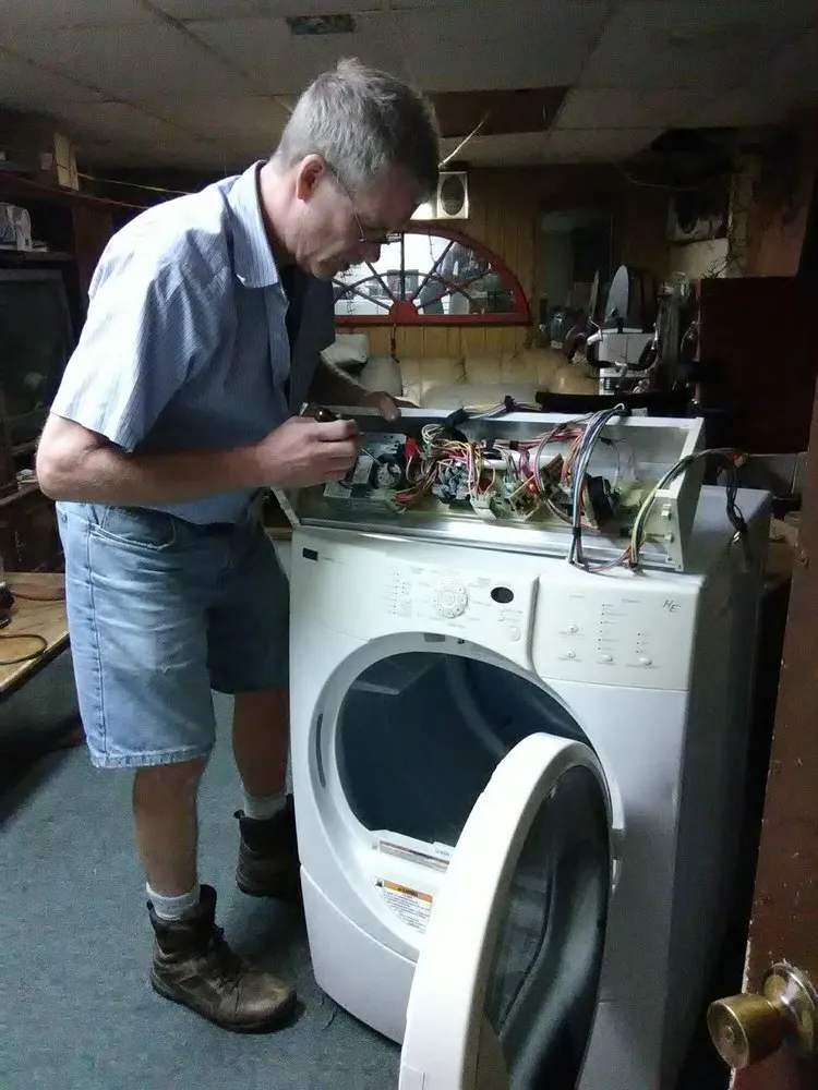 Slide of AJ Appliance Repair