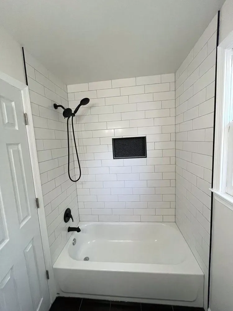 Slide of AJJ Contracting