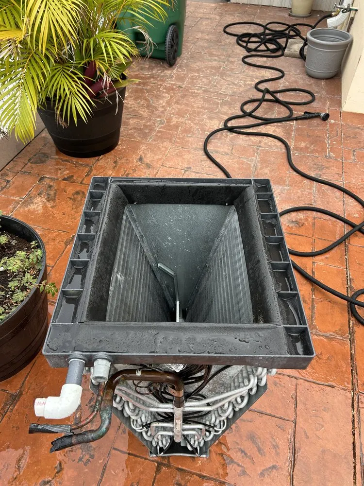 Slide of AK Cooling Expert