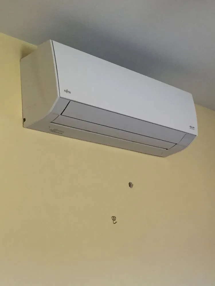 Slide of Akamai Air Conditioning and Refrigeration