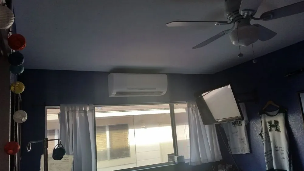 Slide of Akamai Air Conditioning and Refrigeration