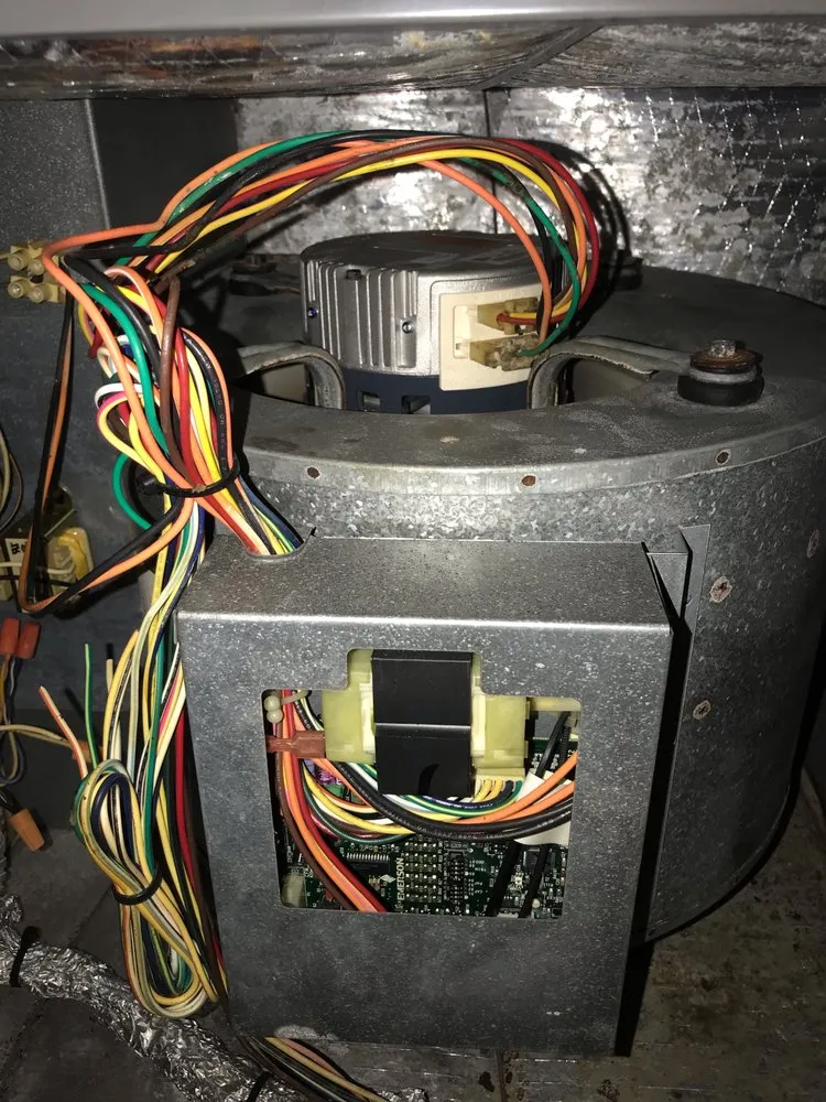 Slide of Akiona Air Conditioning