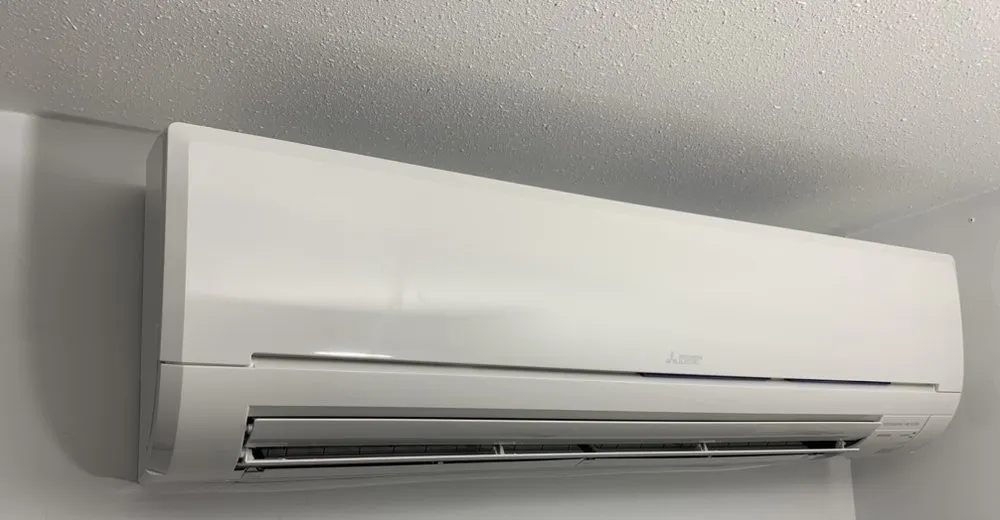 Slide of Akiona Air Conditioning