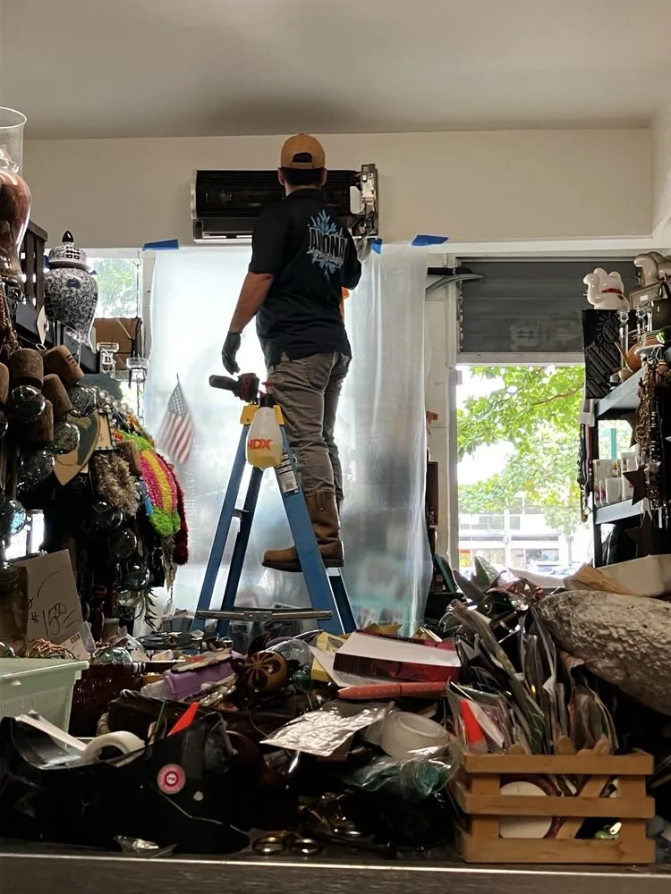 Slide of Akiona Air Conditioning