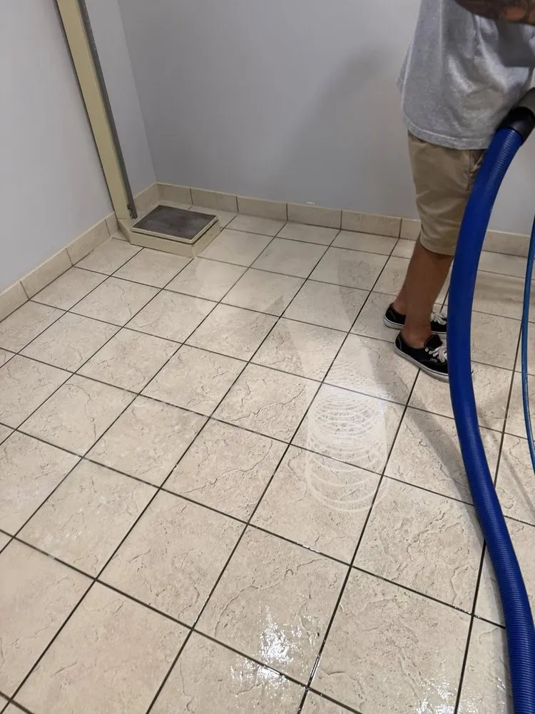 Slide of Aladdin Home Services