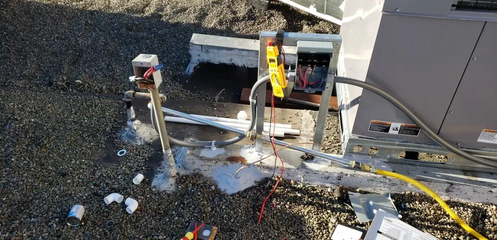 Slide of Alaniz Mechanical