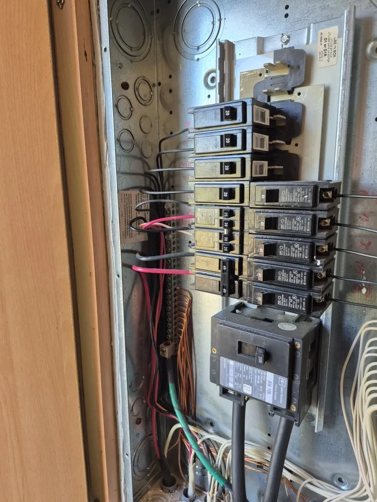 Slide of Alexa& Chris Remodeling