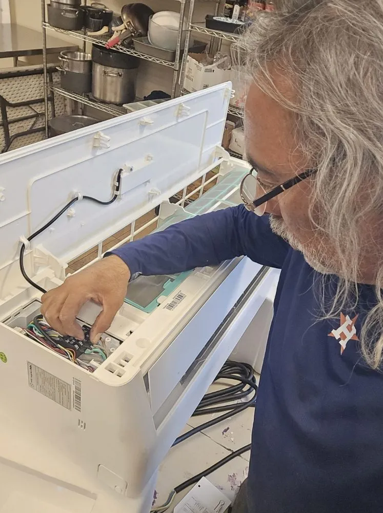 Slide of All Appliance Repair