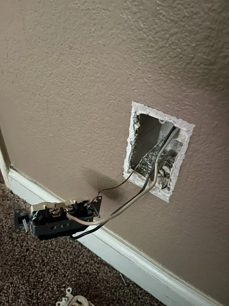 Slide of All Pro Handyman Jovani