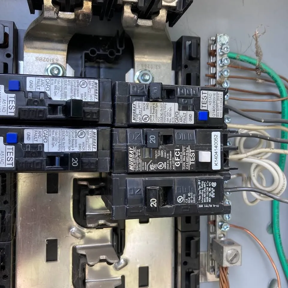 Slide of All Pro Handyman Jovani