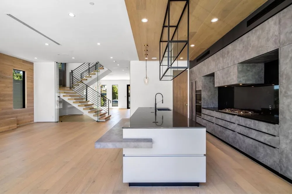 Slide of All Weather Masters