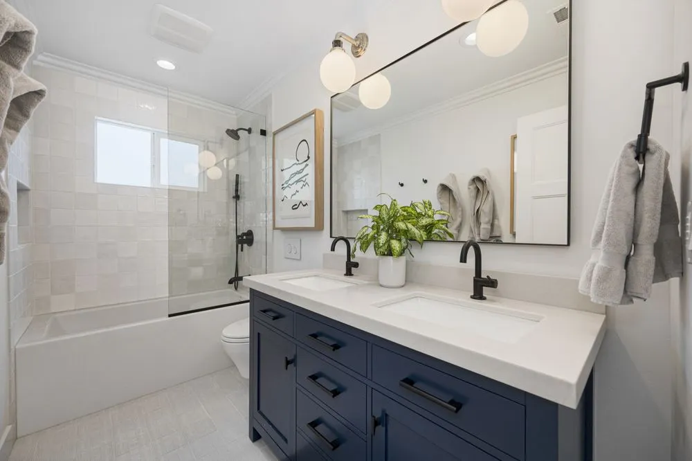 Slide of Ally Construction