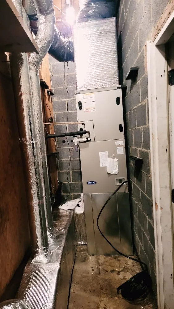 Certified heating and cooling service experts serving Riverdale, MD - Almonte contractors