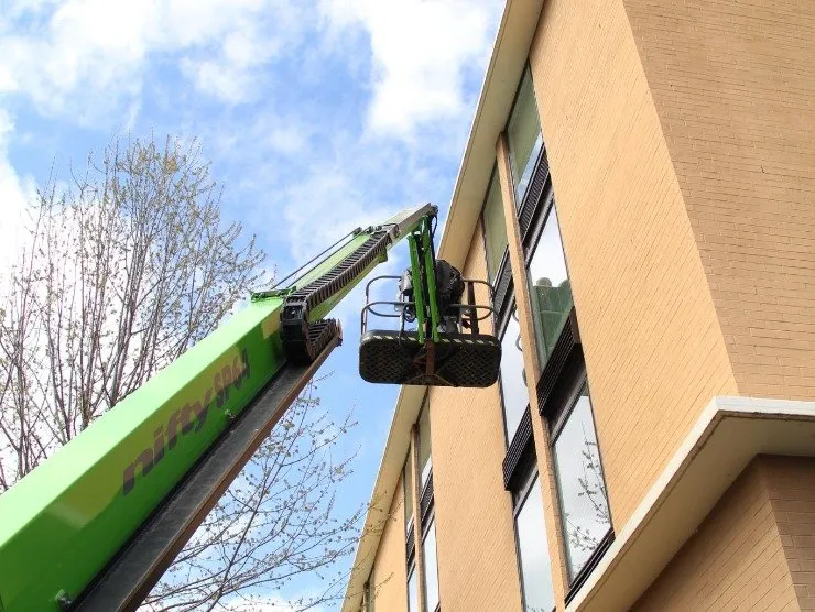 Slide of Alpha Air Services