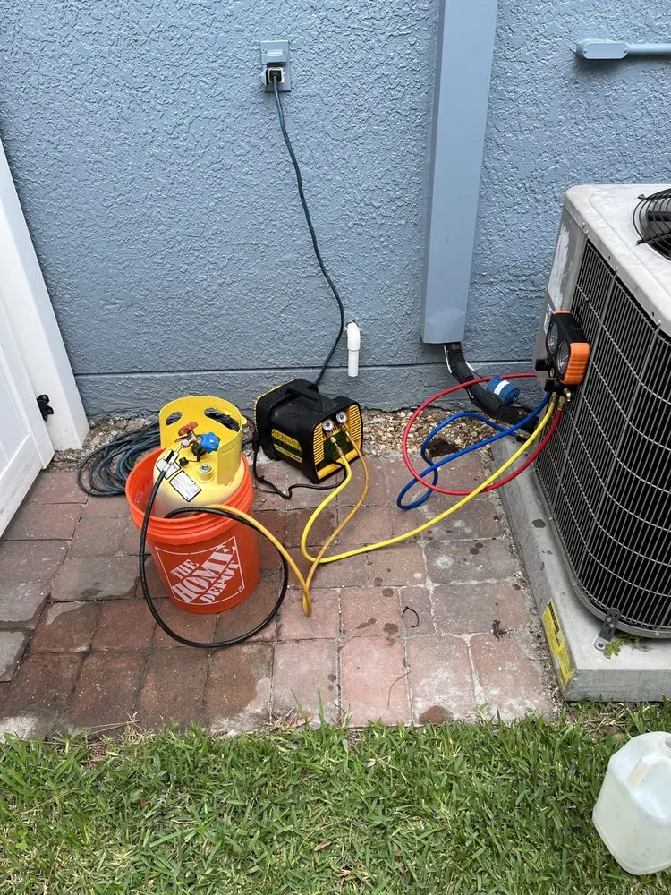 Slide of AM Air Conditioning Service