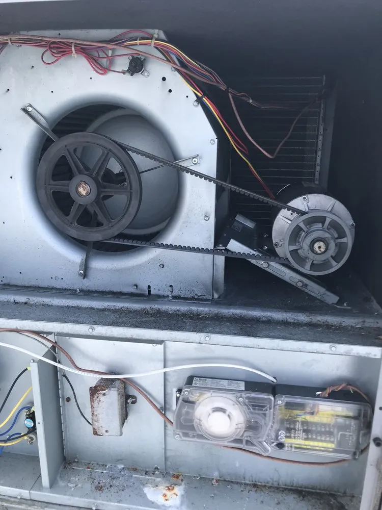 Slide of AM Air Conditioning Service