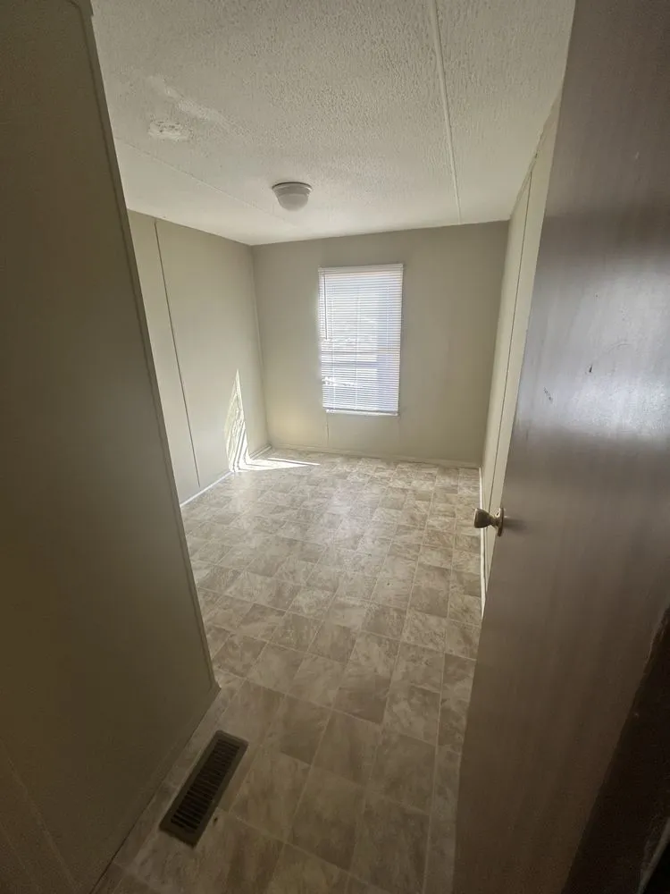 Slide of A&M Contracting