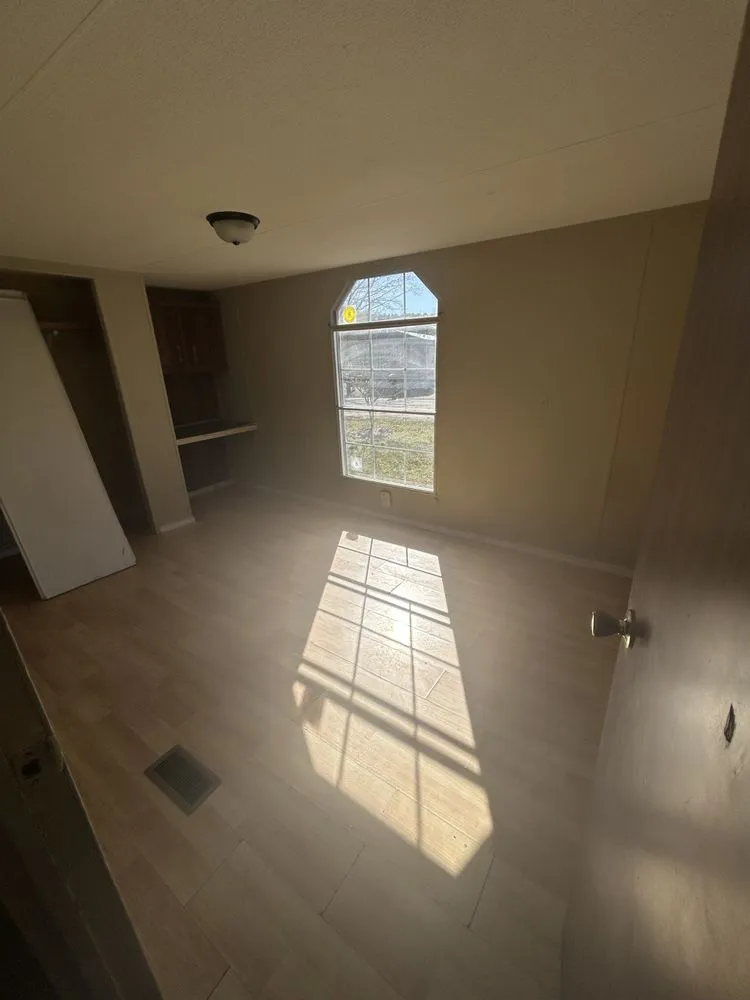 Slide of A&M Contracting