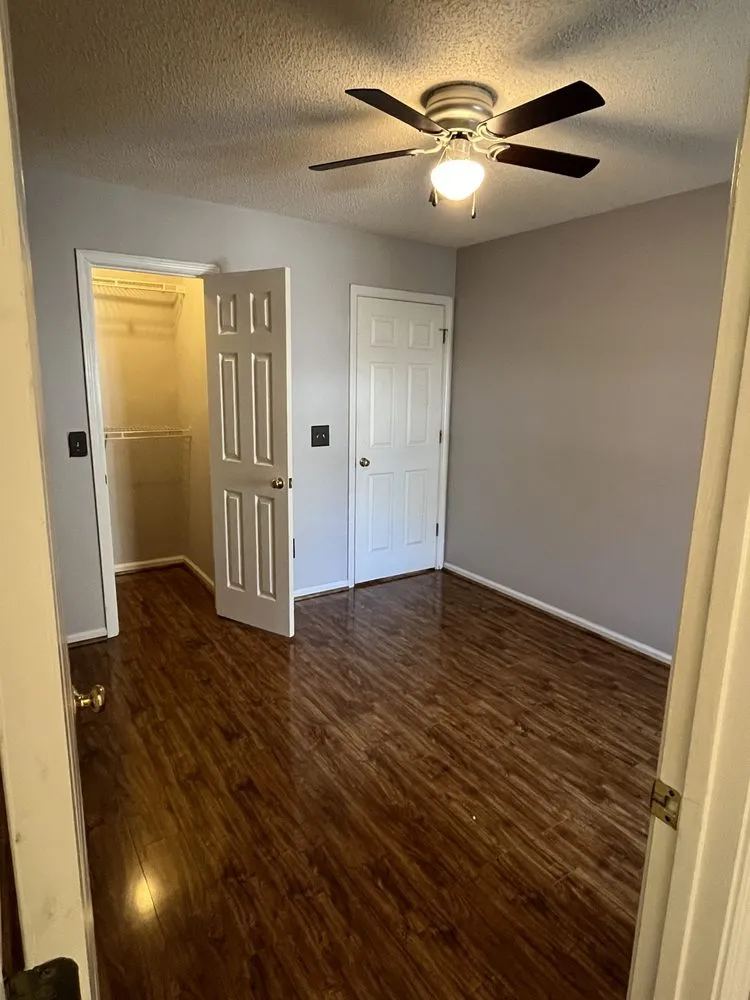 Slide of A&M Contracting