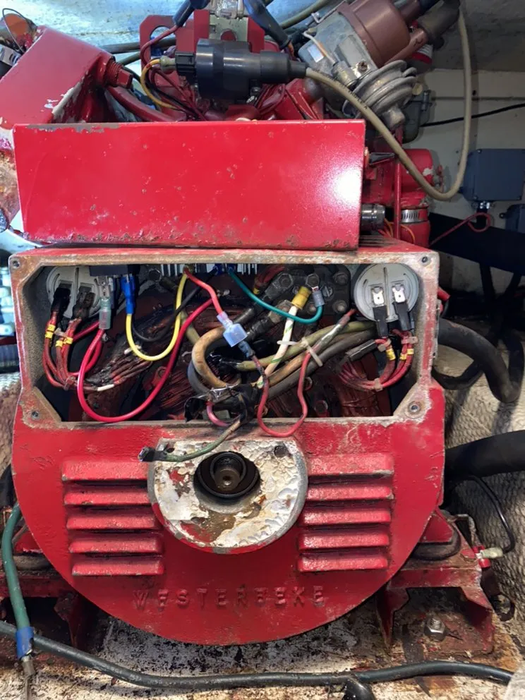 Slide of AM Marine Service