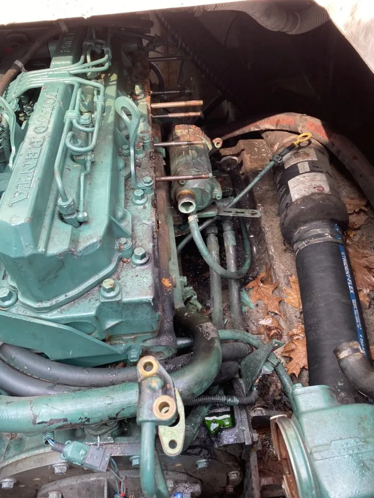 Slide of AM Marine Service