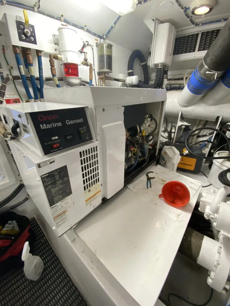 Slide of AM Marine Service