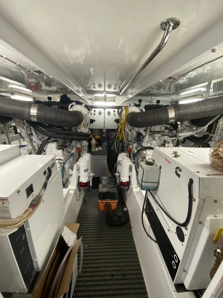 Slide of AM Marine Service