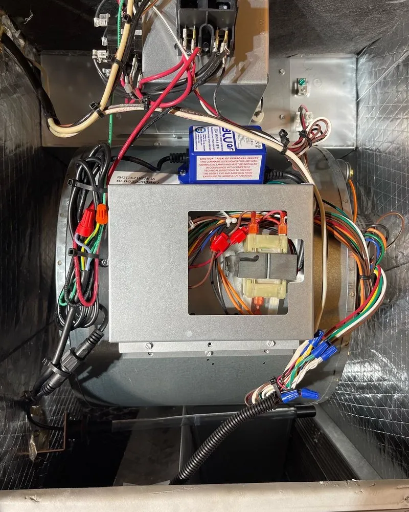 Slide of Am Mechanical