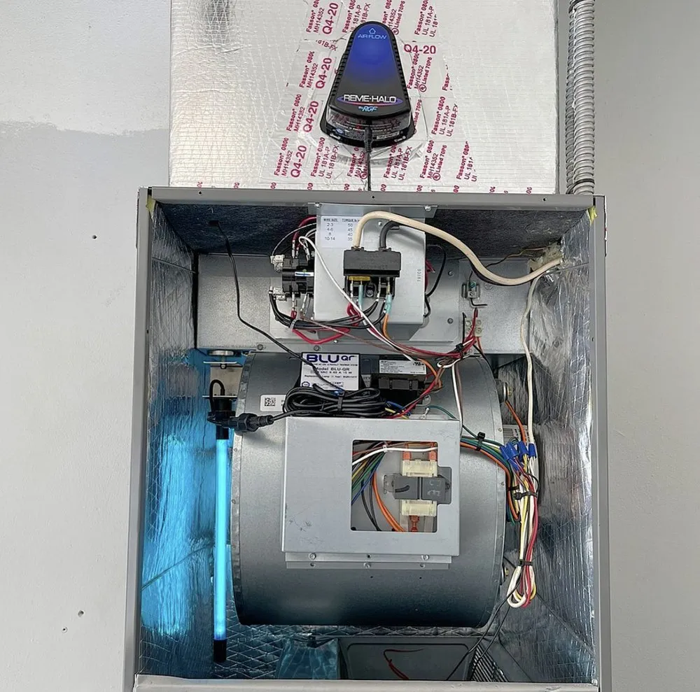 Slide of Am Mechanical