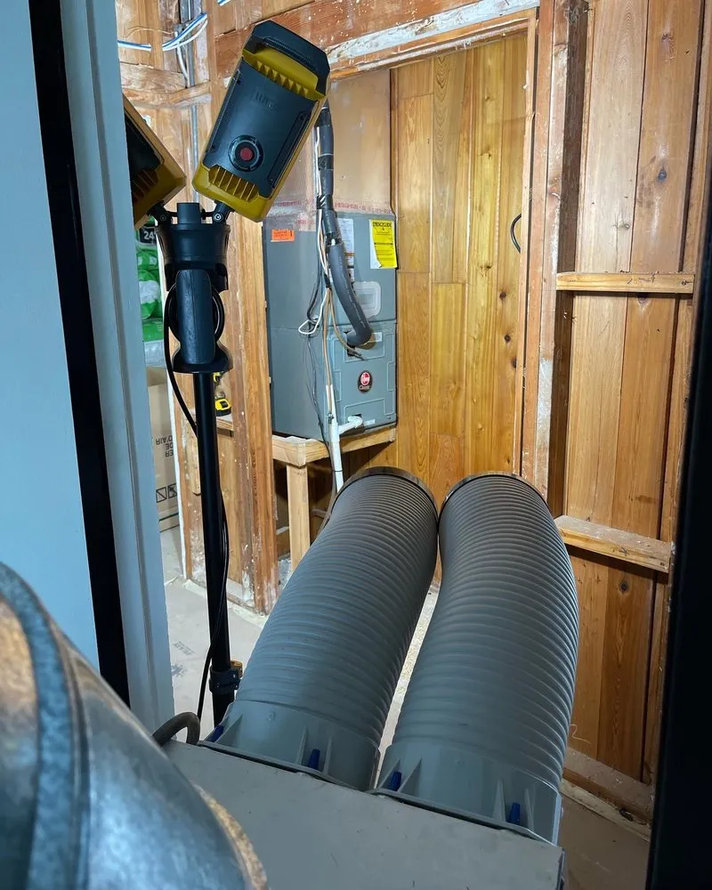 Slide of Am Mechanical