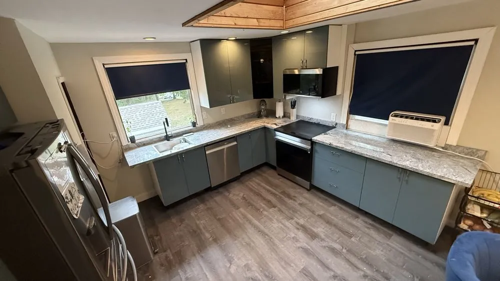 Slide of Ambidextrous Workers