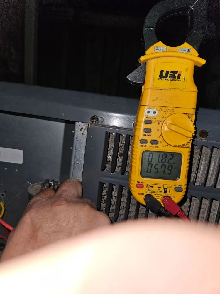 Slide of Amer HVAC Services