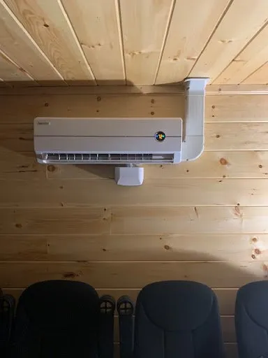 Slide of AmeriAir Heating & Air