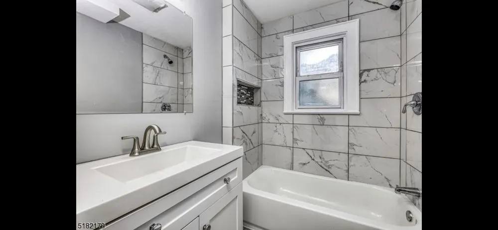 Slide of American Air Circulation