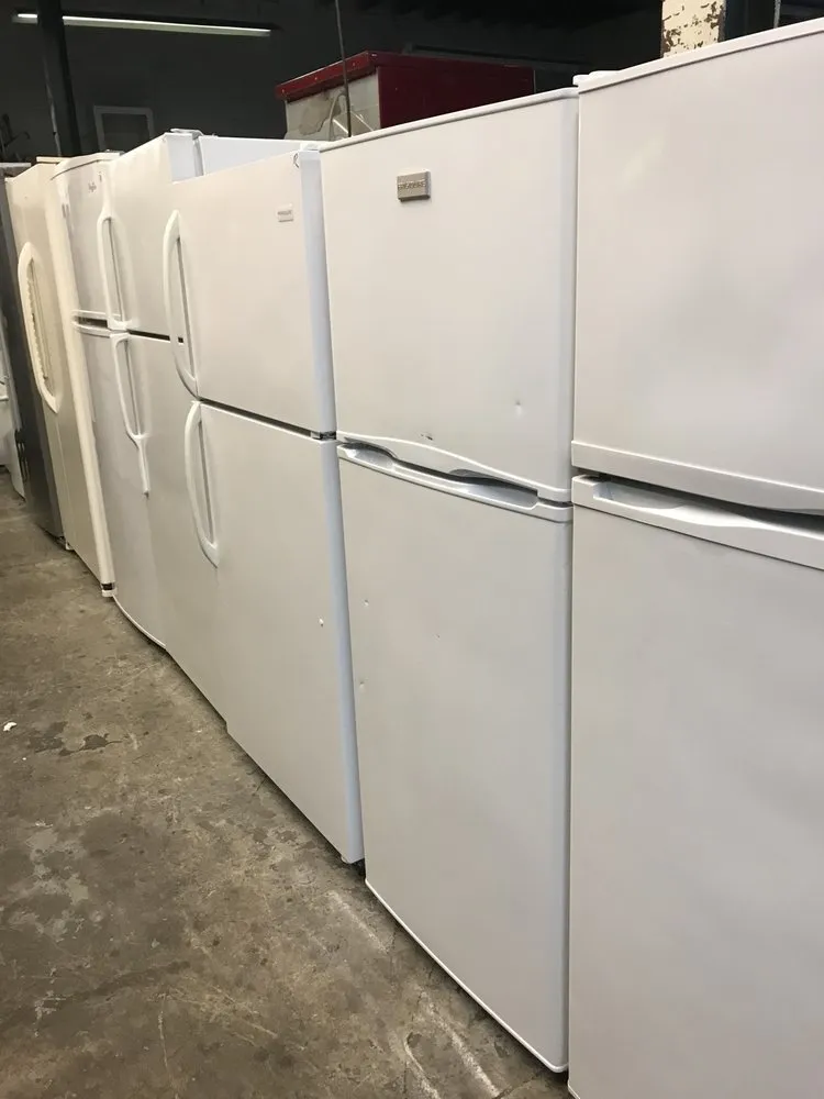 Slide of american appliance warehouse