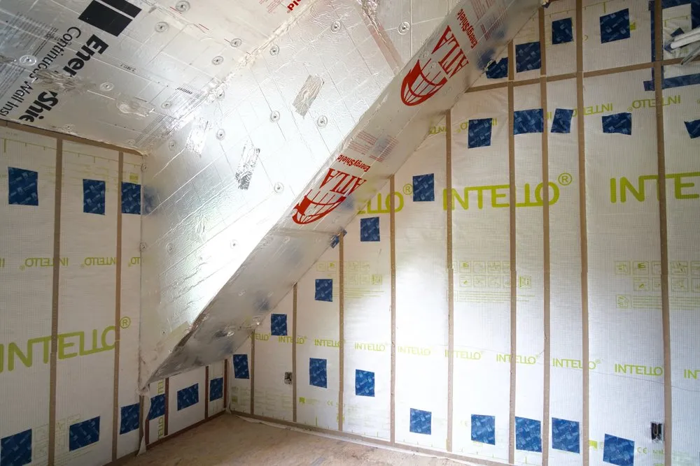 Slide of American Installations