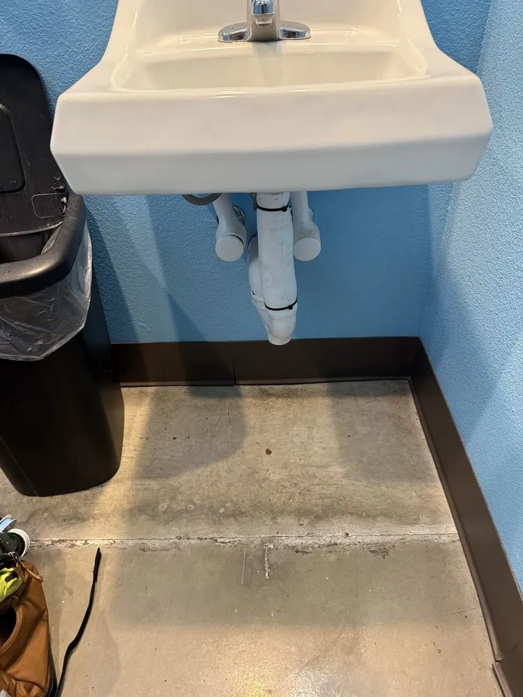 Slide of American Patriot Restaurant Service and Hvac