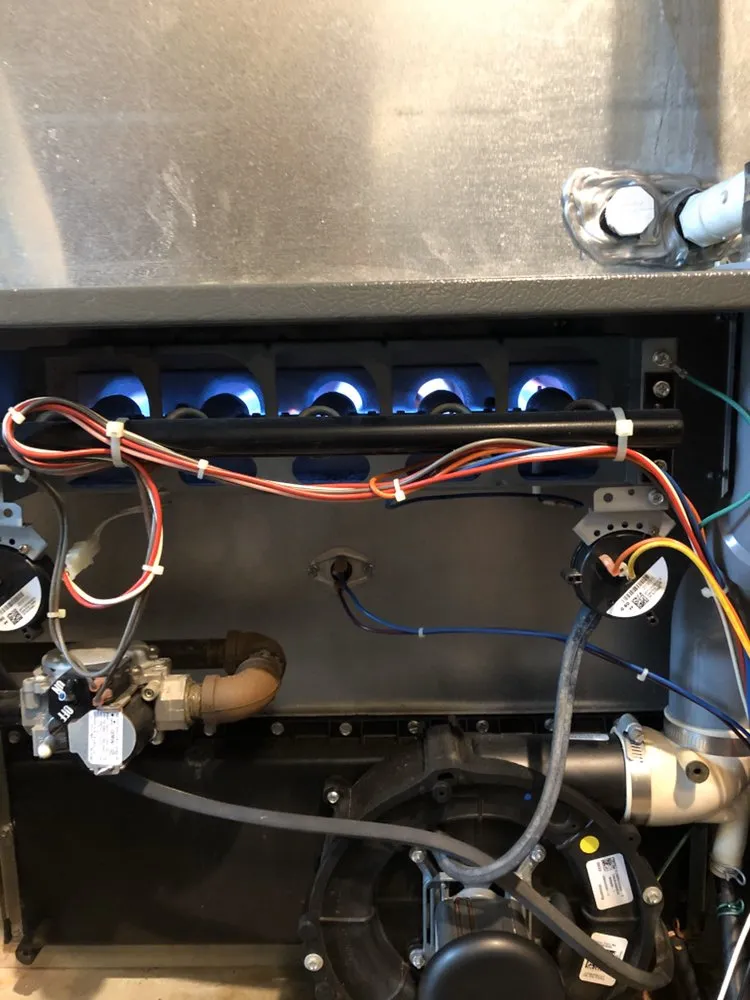 Slide of American Veteran Technicians