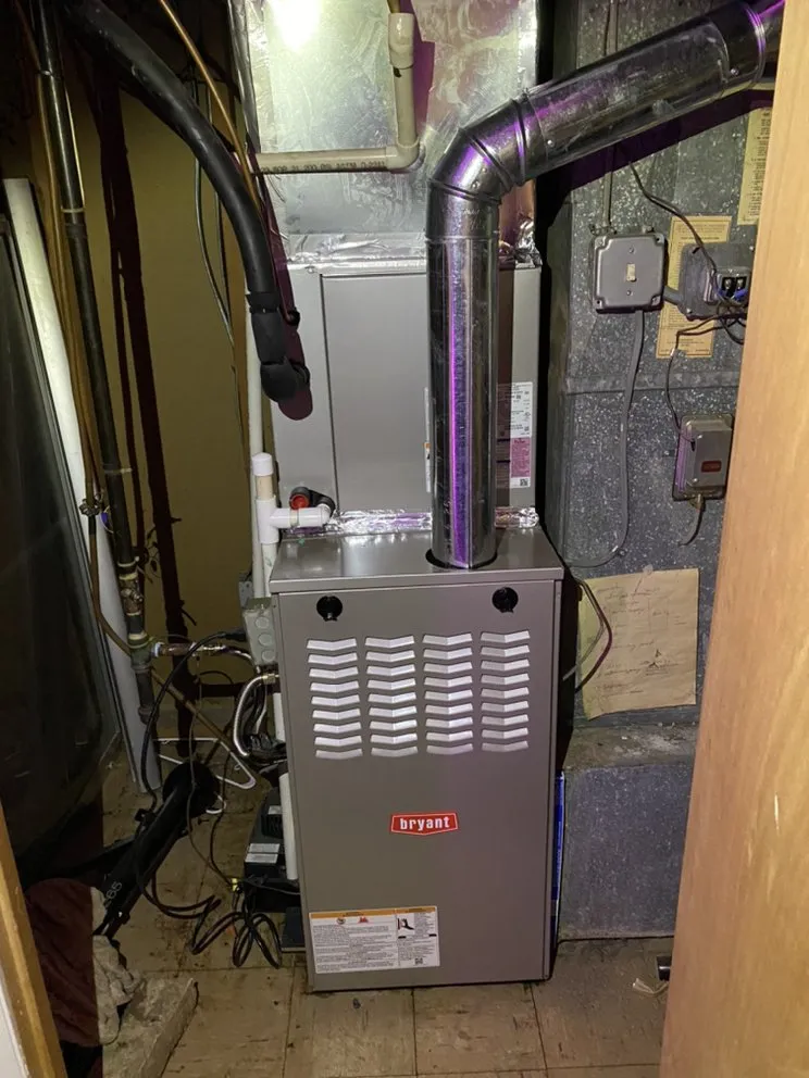 Slide of AmericanHiTech Company